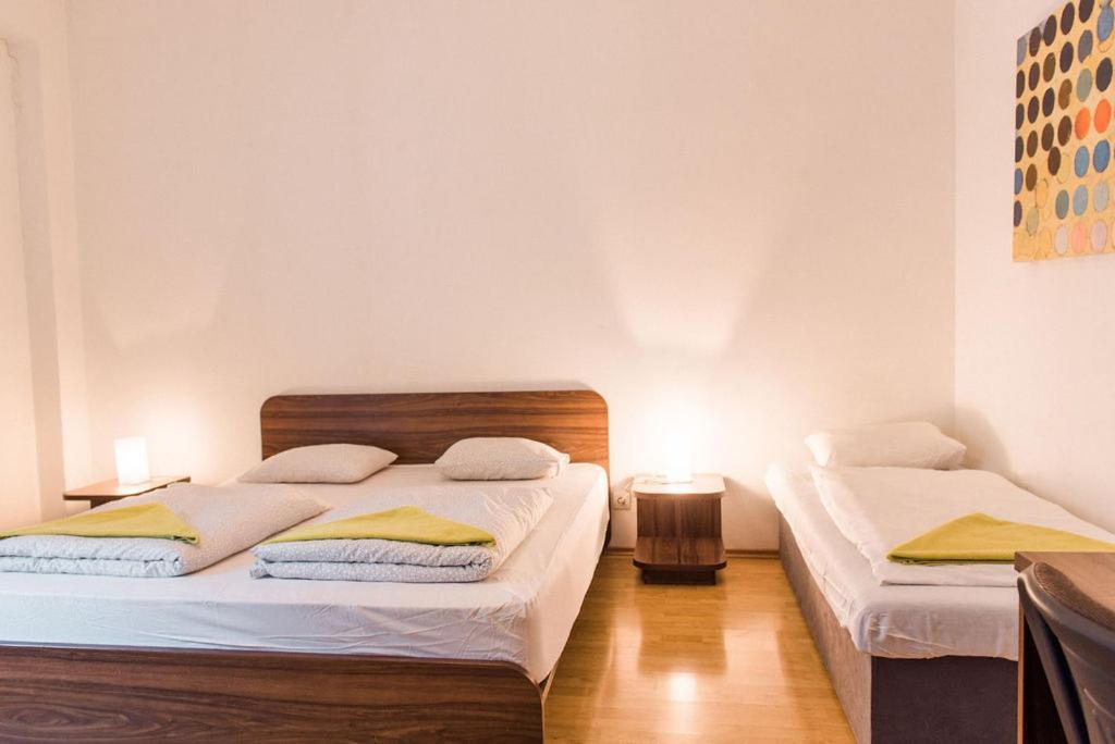 Lion Apartments In Historical Center, Bratislava Old Town Zewnętrze zdjęcie
